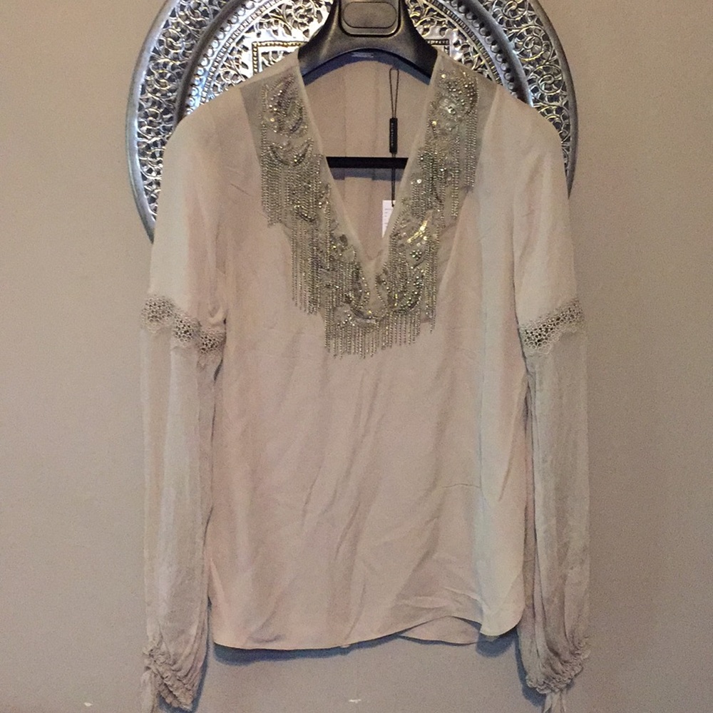 Women’s blouse